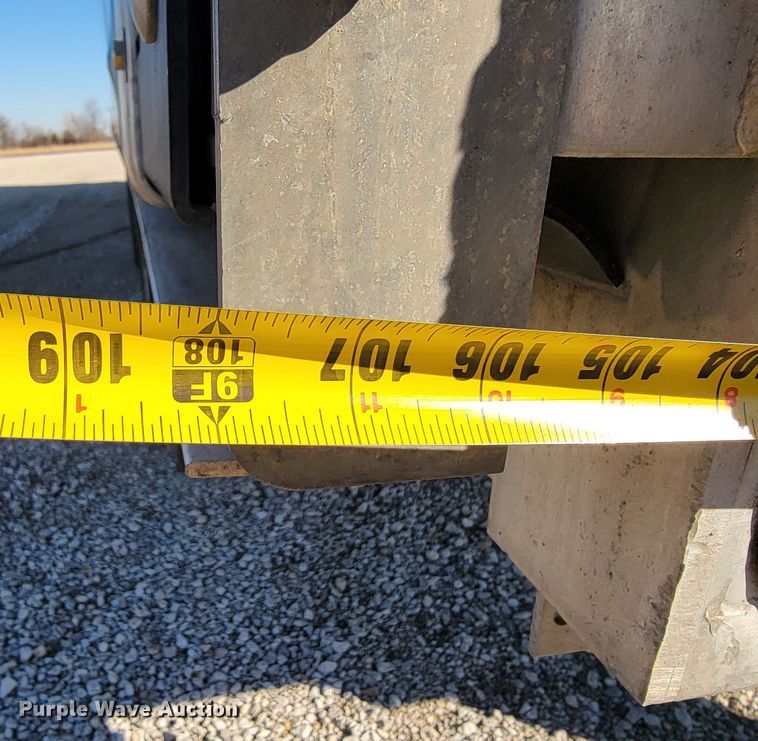 image for item HG9412 2012 Utility FS2C  flatbed trailer