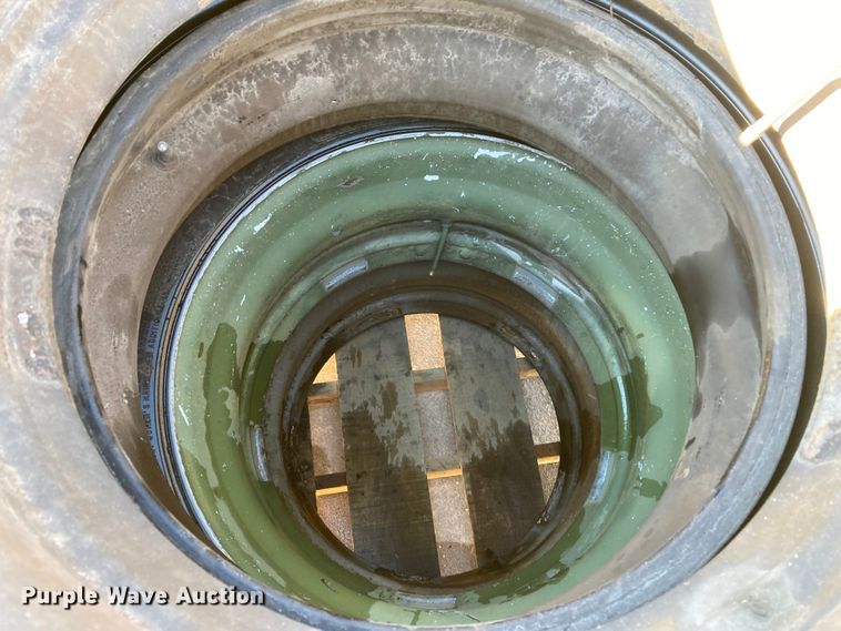 image for item HN9817 (4) Michelin XZY3 11R22.5 tires