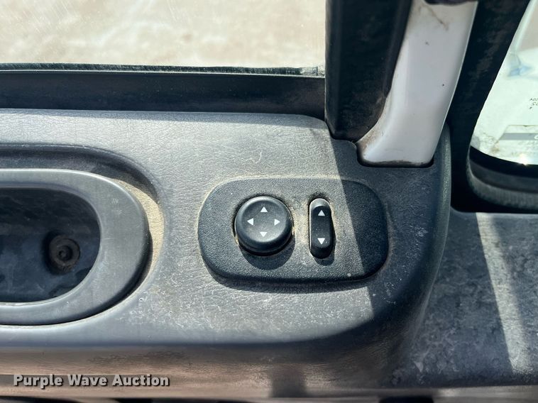 image for item HP9463 2009 International TranStar 8600  semi truck