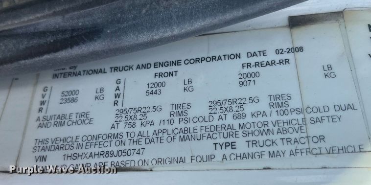 image for item HP9463 2009 International TranStar 8600  semi truck