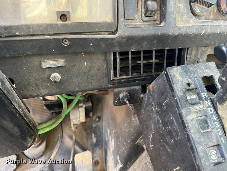 image for item ID9366 2002 International 8100  water truck