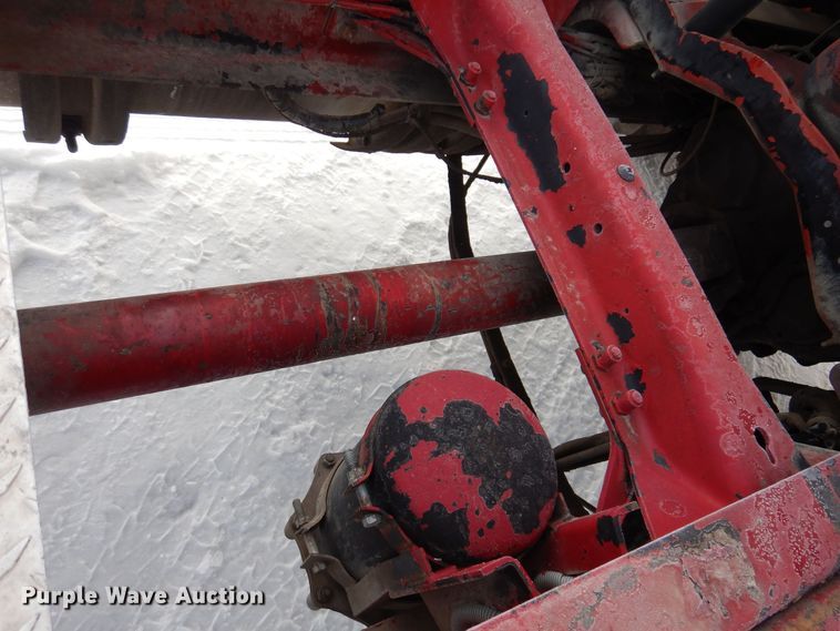 image for item IO9361 1995 Mack CH613  semi truck