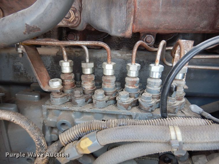 image for item IO9361 1995 Mack CH613  semi truck