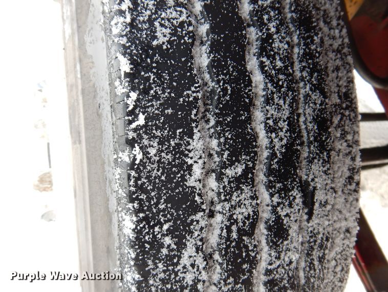 image for item IO9361 1995 Mack CH613  semi truck