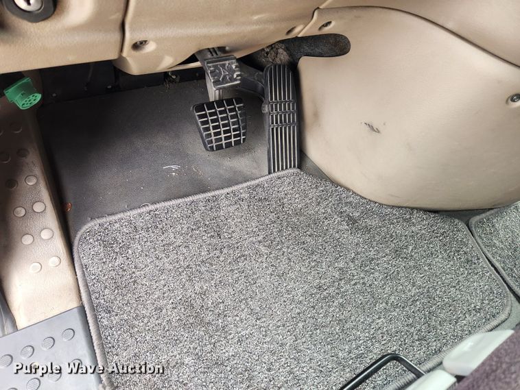 image for item JB9567 2015 Freightliner Cascadia 125  semi truck