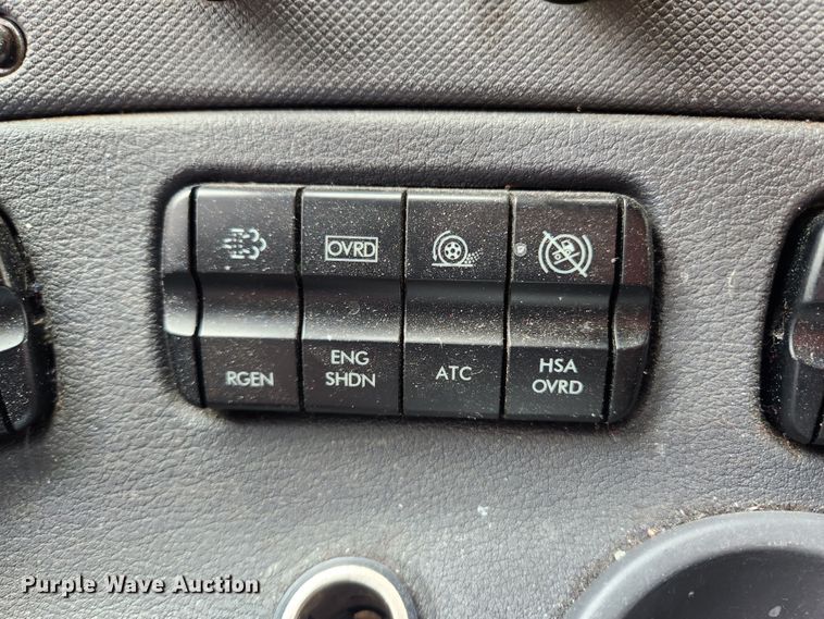 image for item JB9567 2015 Freightliner Cascadia 125  semi truck