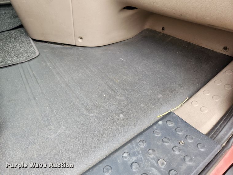 image for item JB9567 2015 Freightliner Cascadia 125  semi truck