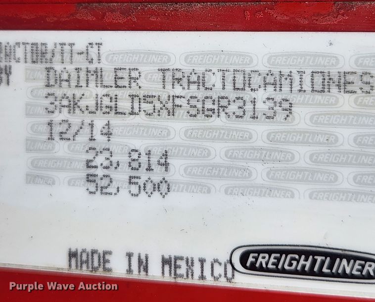 image for item JB9567 2015 Freightliner Cascadia 125  semi truck