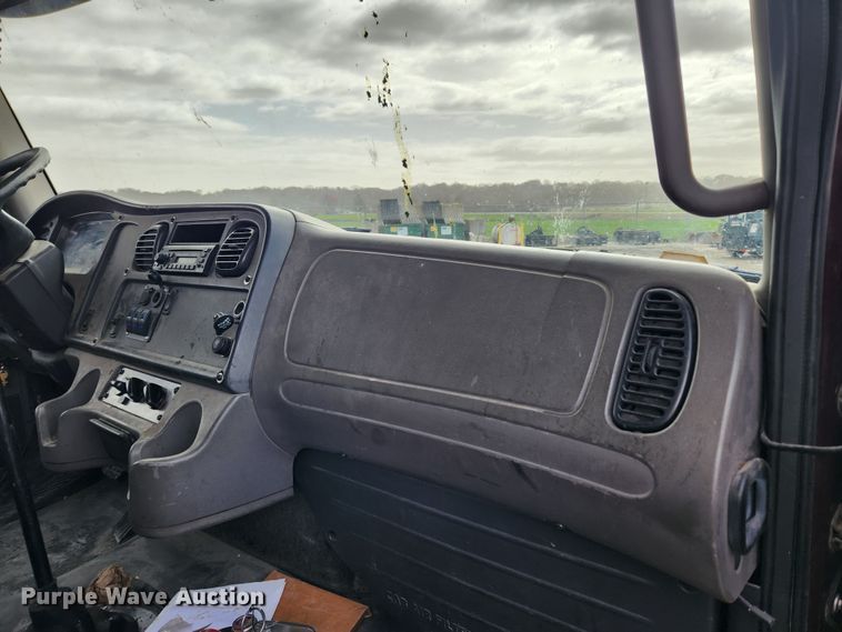 image for item JB9603 2008 Freightliner Business Class M2  box truck