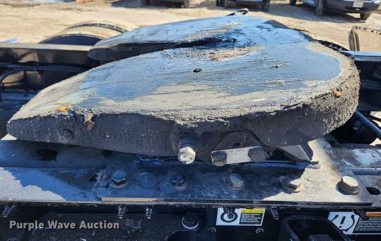 image for item JB9610 2016 Peterbilt 579 semi truck