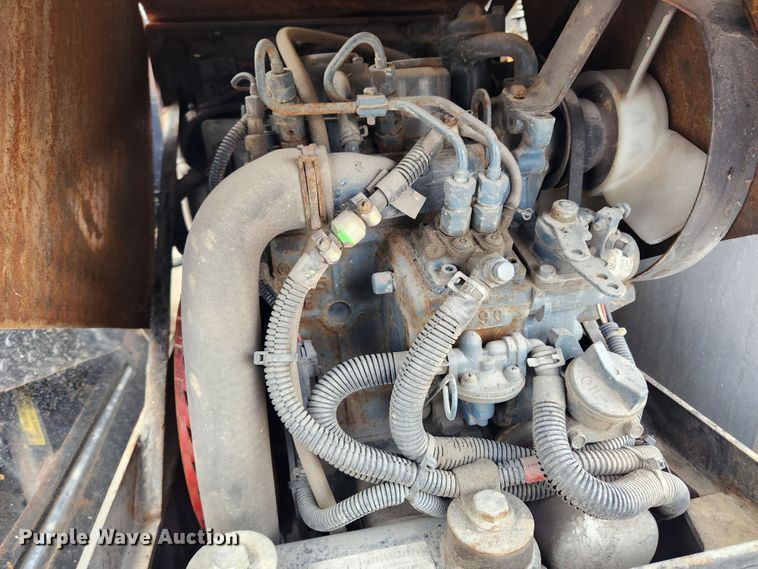 image for item JB9610 2016 Peterbilt 579 semi truck