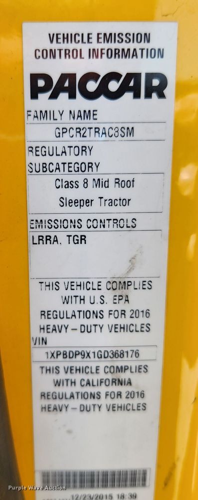 image for item JB9610 2016 Peterbilt 579 semi truck