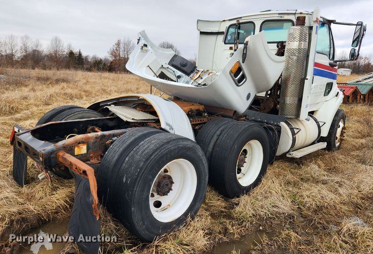 image for item JB9621 2008 Sterling A9500  semi truck
