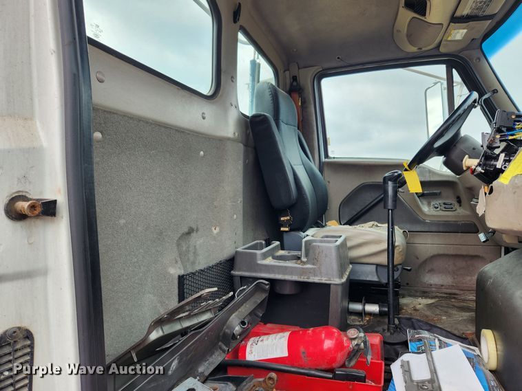 image for item JB9621 2008 Sterling A9500  semi truck