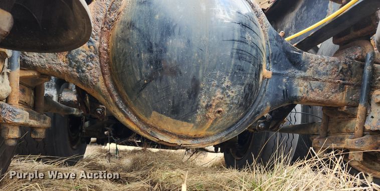 image for item JB9621 2008 Sterling A9500  semi truck