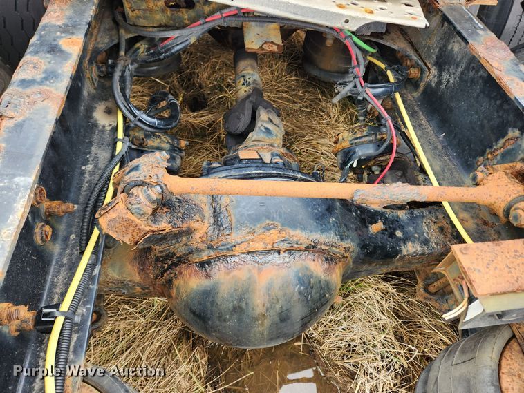 image for item JB9621 2008 Sterling A9500  semi truck