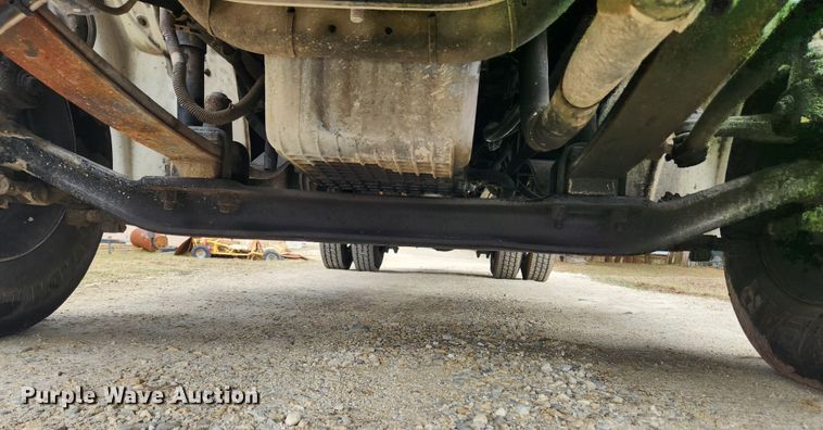 image for item JB9622 2005 Freightliner Business Class M2  flatbed truck