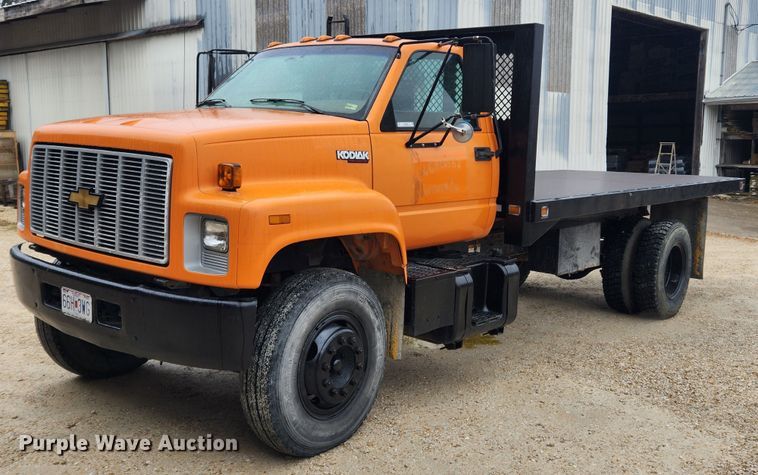 image for item JB9629 1993 Chevrolet Kodiak C5500  dump flatbed truck
