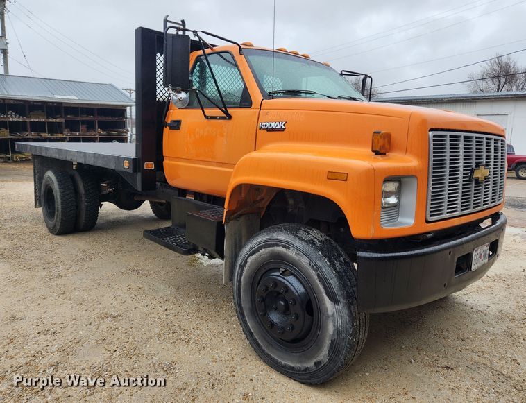 image for item JB9629 1993 Chevrolet Kodiak C5500  dump flatbed truck