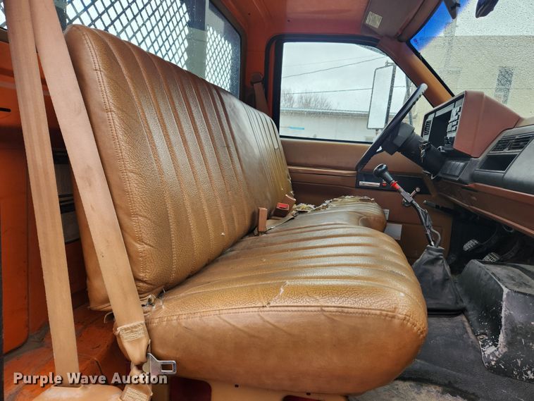 image for item JB9629 1993 Chevrolet Kodiak C5500  dump flatbed truck