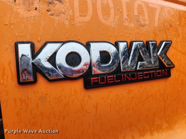 image for item JB9629 1993 Chevrolet Kodiak C5500  dump flatbed truck