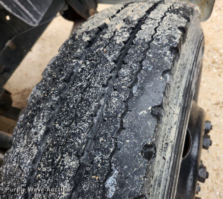 image for item JB9629 1993 Chevrolet Kodiak C5500  dump flatbed truck