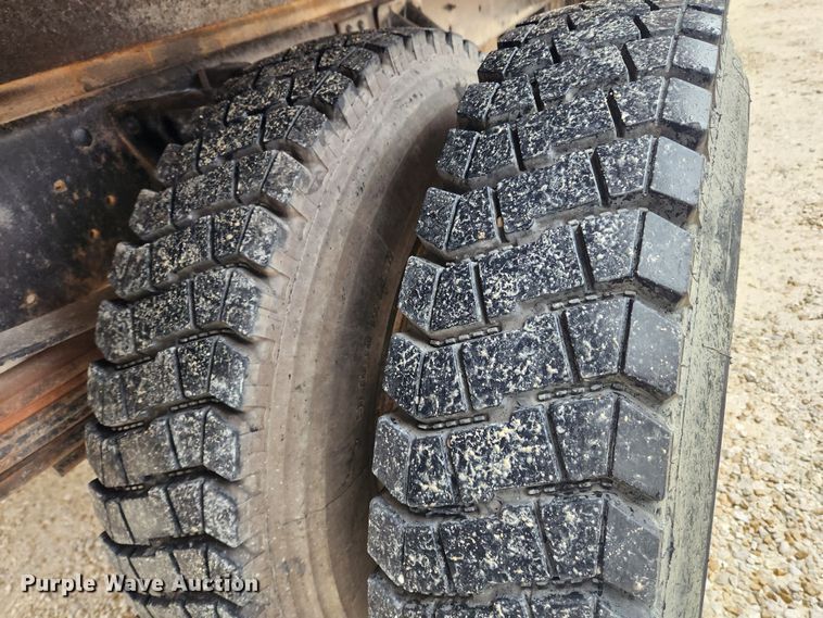 image for item JB9629 1993 Chevrolet Kodiak C5500  dump flatbed truck