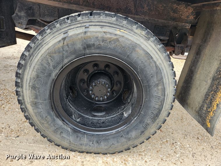 image for item JB9629 1993 Chevrolet Kodiak C5500  dump flatbed truck