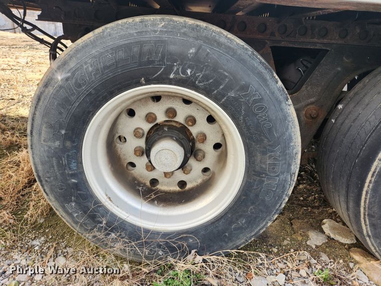 image for item JB9633 2007 Wabash  dry van trailer