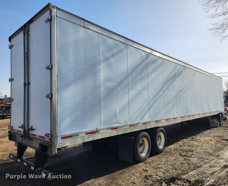 image for item JB9634 2004 Utility VS2DC  dry van trailer