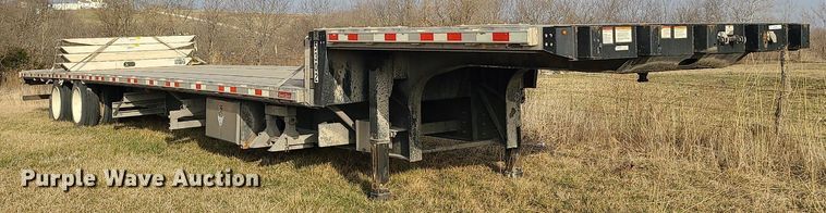 image for item JG9368 2019 Great Dane FLD-0024-00053  drop deck trailer