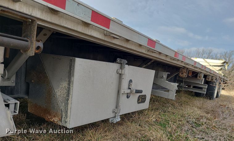 image for item JG9368 2019 Great Dane FLD-0024-00053  drop deck trailer