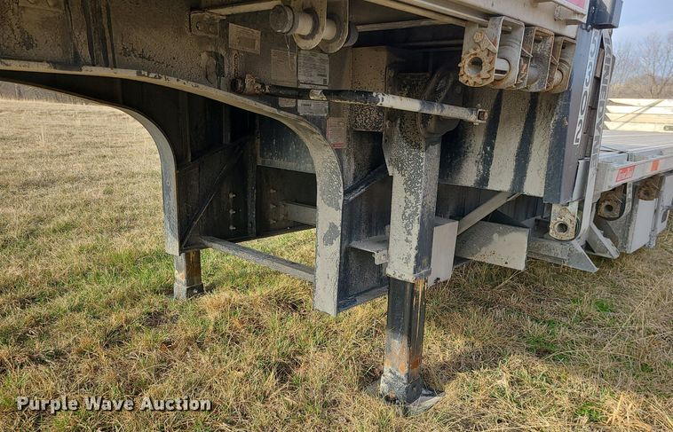 image for item JG9368 2019 Great Dane FLD-0024-00053  drop deck trailer