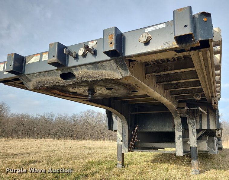 image for item JG9368 2019 Great Dane FLD-0024-00053  drop deck trailer