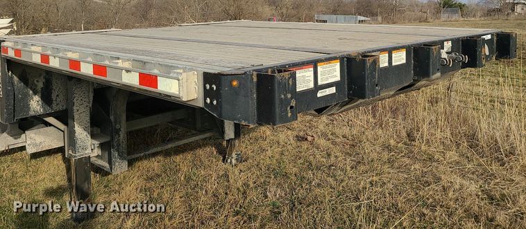 image for item JG9368 2019 Great Dane FLD-0024-00053  drop deck trailer