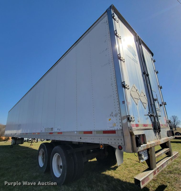 image for item JL9330 2006 Wabash  refrigerated van trailer