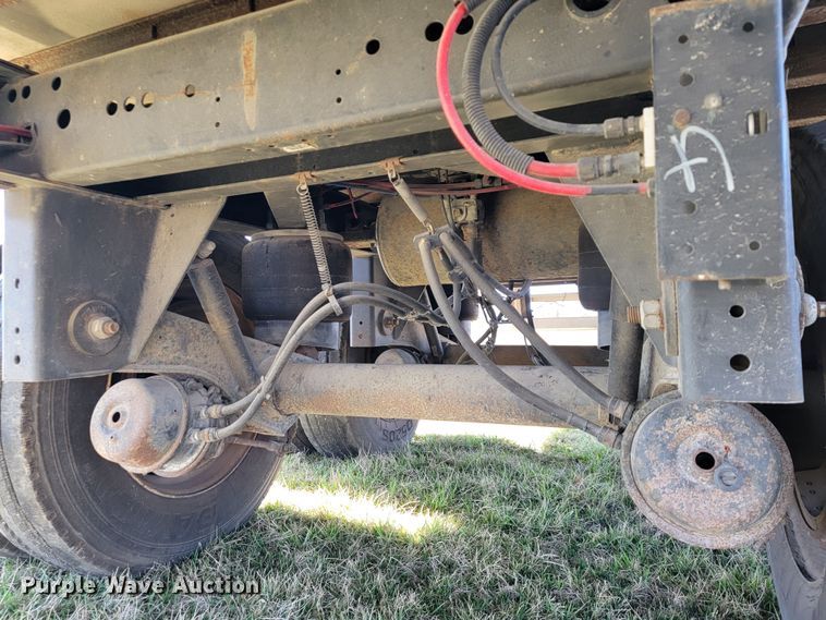 image for item JL9330 2006 Wabash  refrigerated van trailer