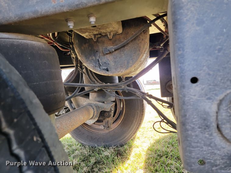 image for item JL9330 2006 Wabash  refrigerated van trailer