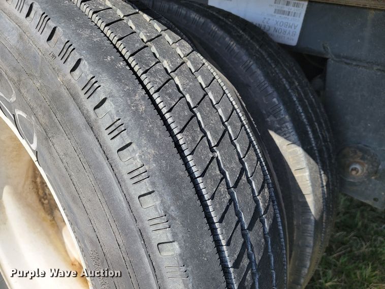 image for item JL9330 2006 Wabash  refrigerated van trailer