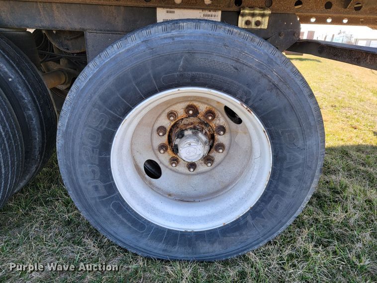 image for item JL9330 2006 Wabash  refrigerated van trailer