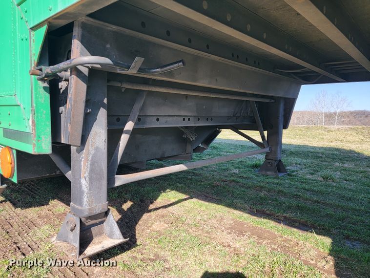 image for item JL9331 2012 Kentucky Trailers  dry van trailer