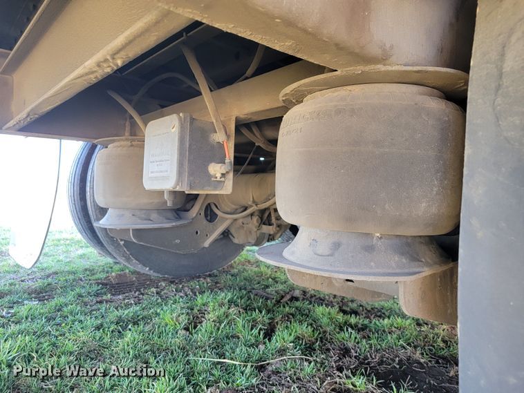 image for item JL9331 2012 Kentucky Trailers  dry van trailer