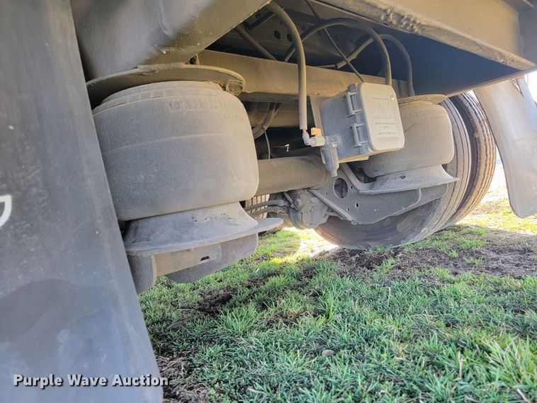 image for item JL9331 2012 Kentucky Trailers  dry van trailer