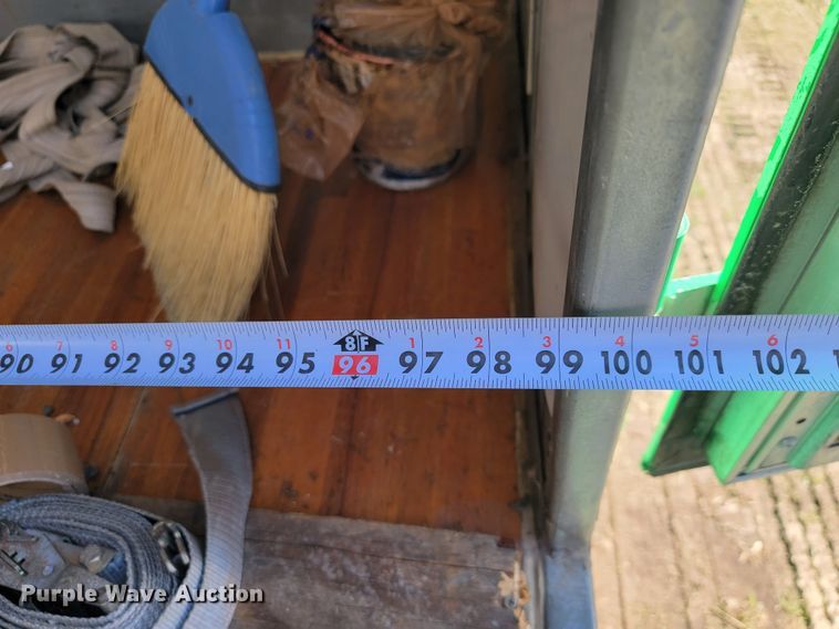 image for item JL9331 2012 Kentucky Trailers  dry van trailer