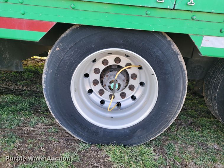 image for item JL9331 2012 Kentucky Trailers  dry van trailer