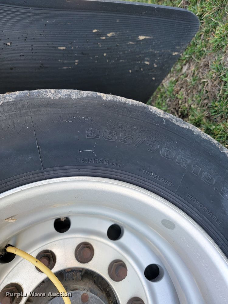 image for item JL9331 2012 Kentucky Trailers  dry van trailer