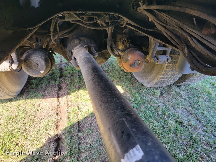 image for item JL9335 2003 International 8100  semi truck