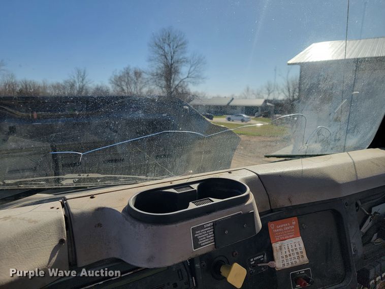 image for item JL9335 2003 International 8100  semi truck