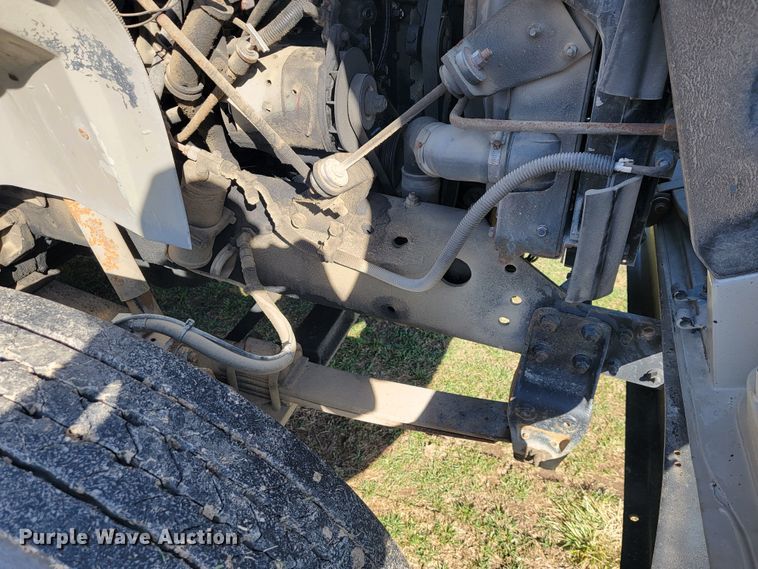 image for item JL9335 2003 International 8100  semi truck