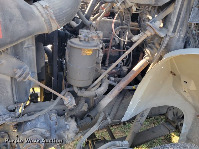 image for item JL9335 2003 International 8100  semi truck